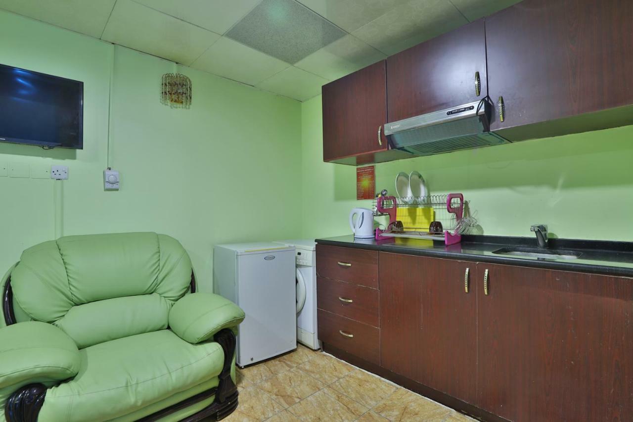 Oyo 261 Remas Hotel Apartment 迪拜 外观 照片